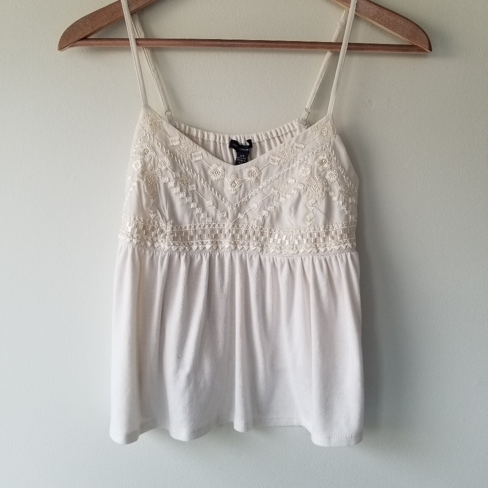 American Eagle: White geometric tank top – S/P